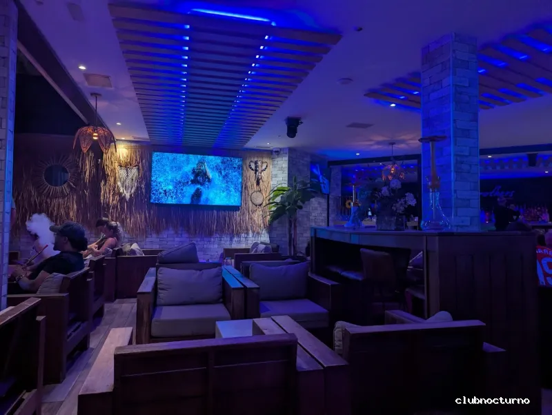 Los Brothers Puerto Marina