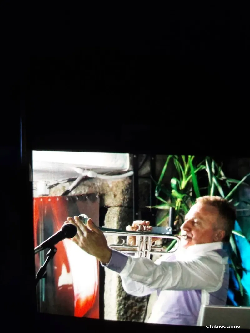 Salsa Costas Salón de Baile