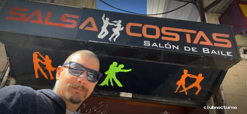 Salsa Costas Salón de Baile