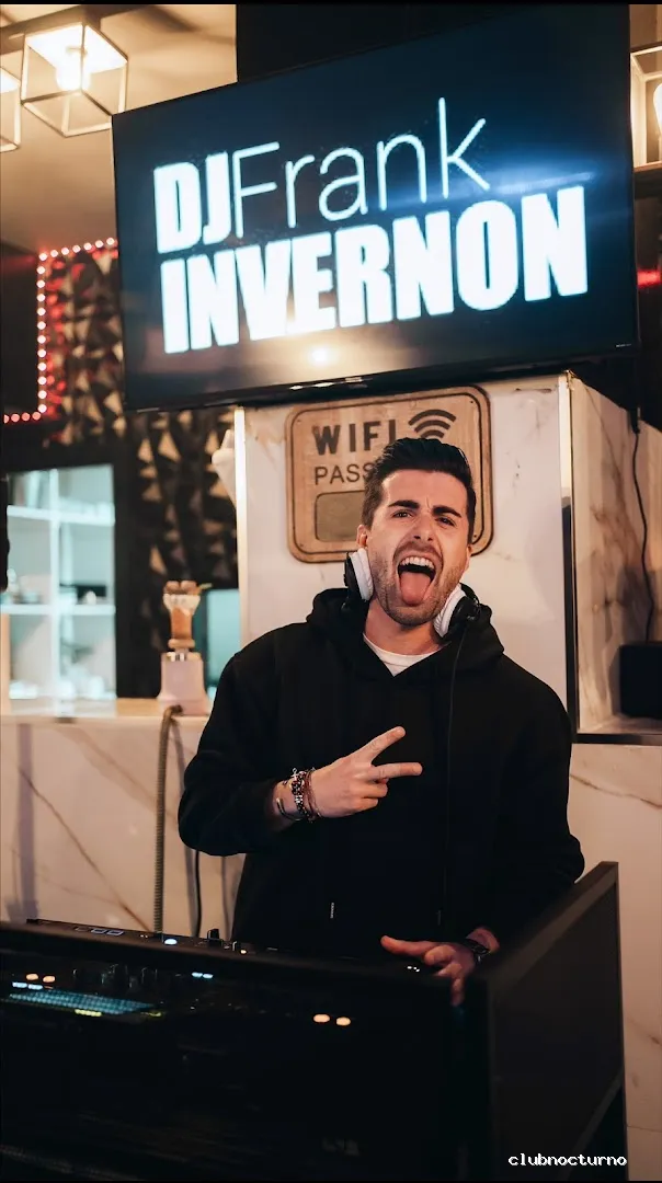 Shisha Golden Lounge