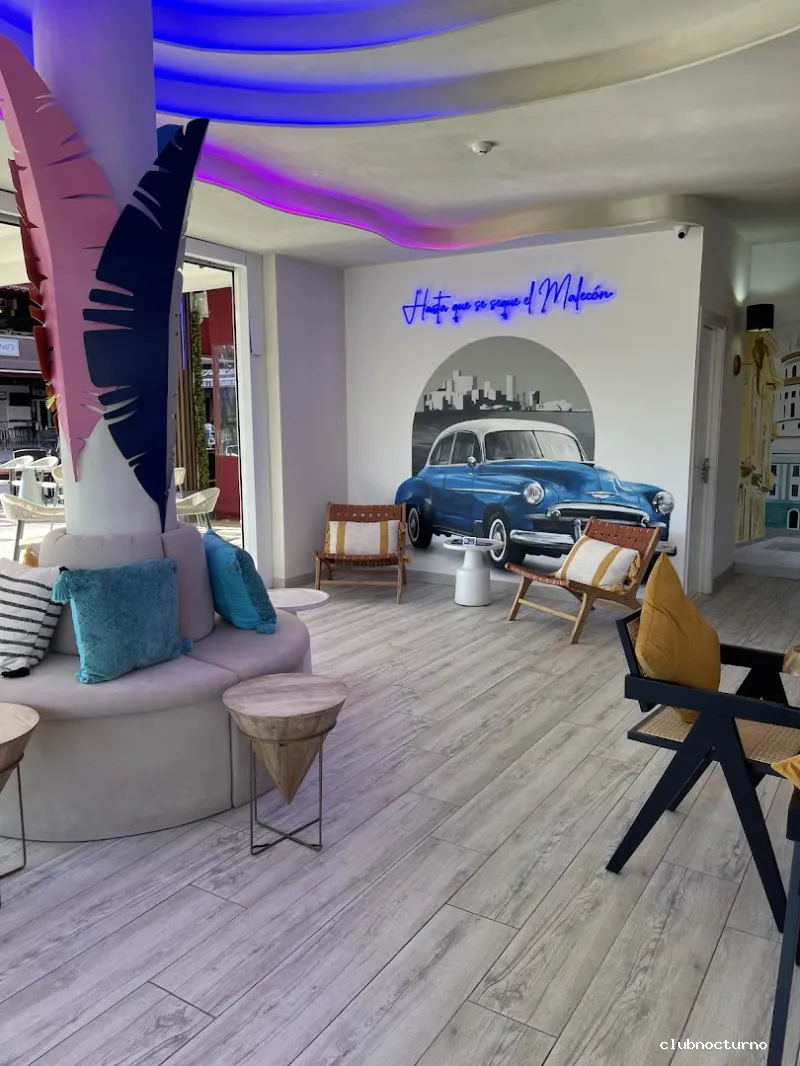 Blue Havana, Lounge Bar Cocktail