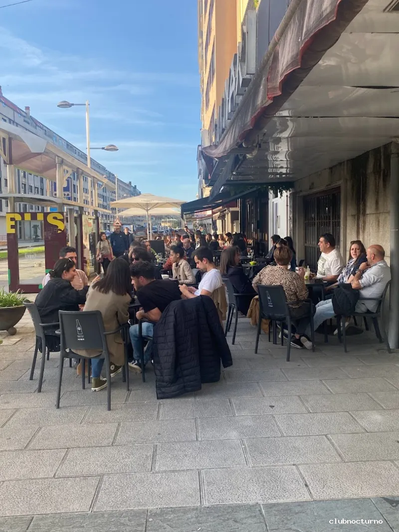 𝐒𝐀𝐅𝐀𝐑𝐈 𝐂𝐨𝐟𝐟𝐞𝐞 & 𝐌𝐮𝐬𝐢𝐜