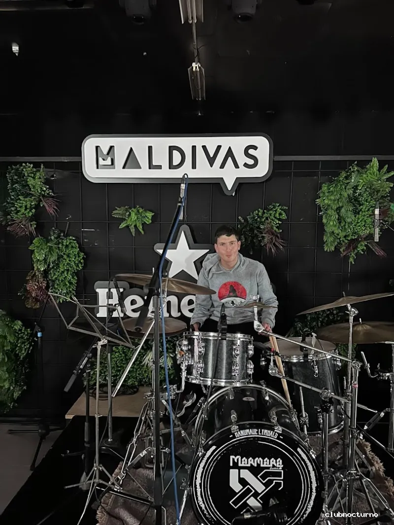 Maldivas Club | Discoteca y Sala de Conciertos