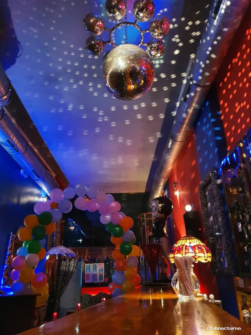 Pub Spa Liberal Noches