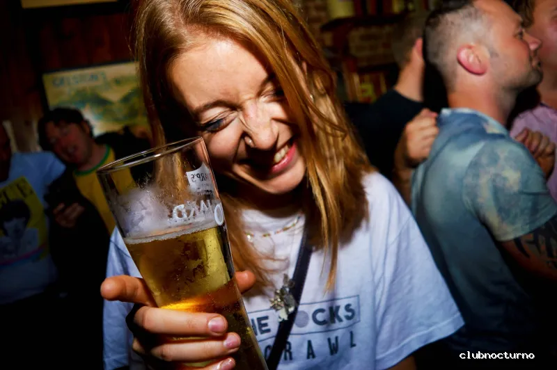 On The Rocks Bar Crawl Barcelona