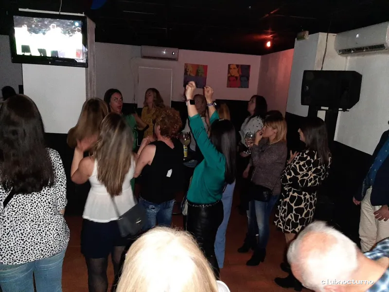 Karaoke Va a ser ke si