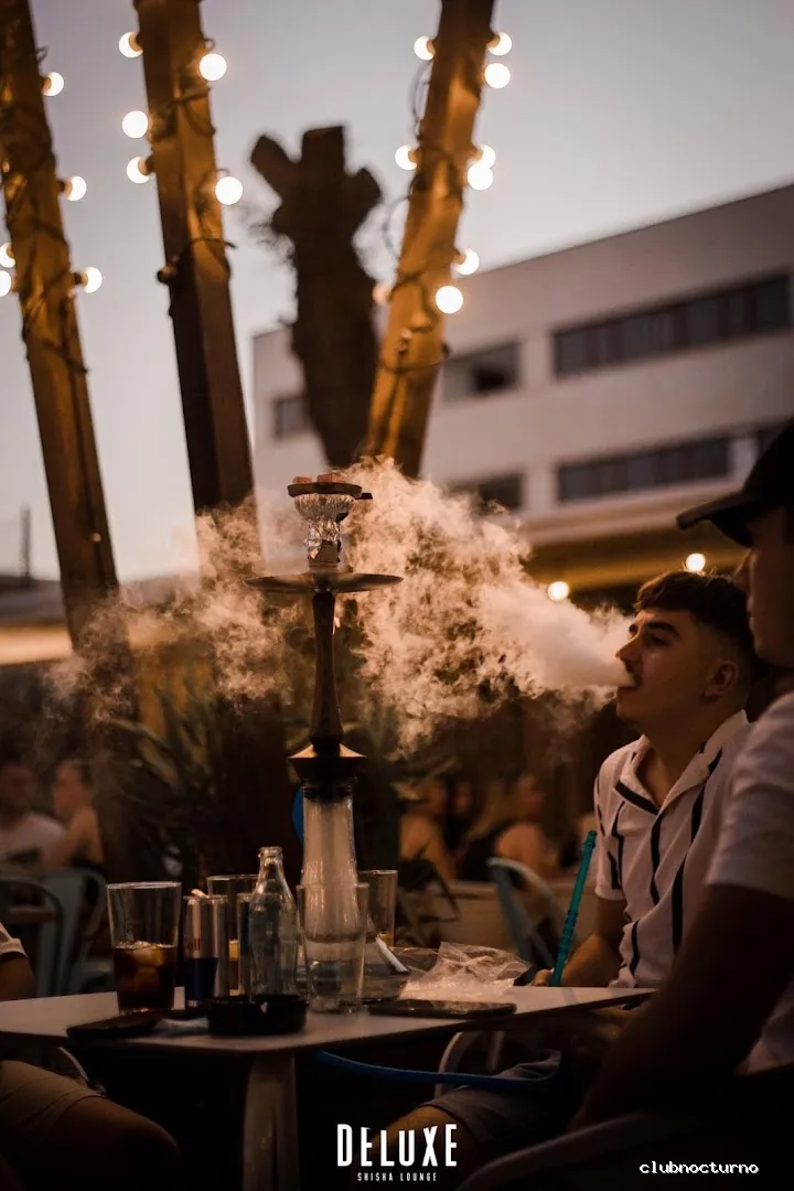 Deluxe Shisha Lounge