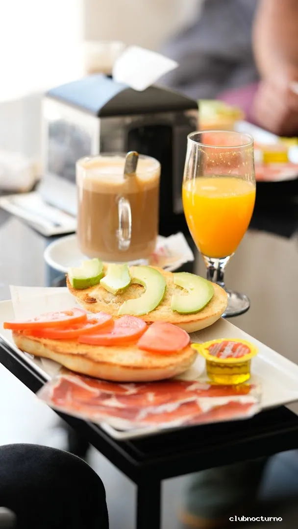 Quality Los Palacios | Desayunos, meriendas y copas