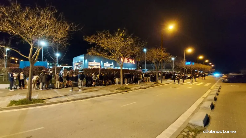 Teatre Sant Cugat Night Scene