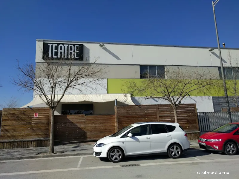 Teatre Sant Cugat Night Scene