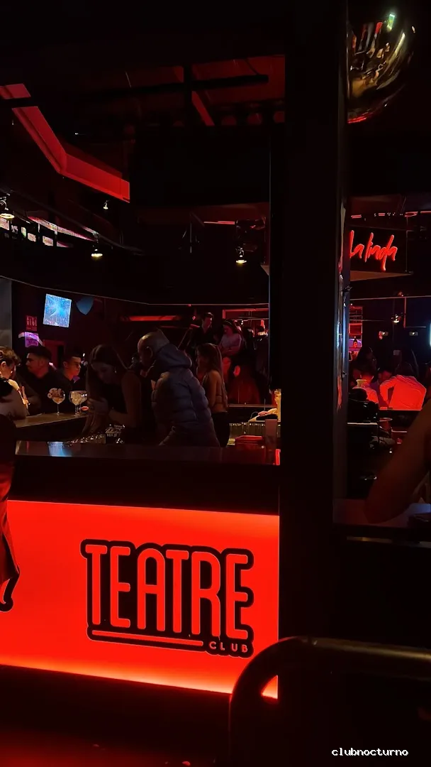 Teatre Sant Cugat Night Scene