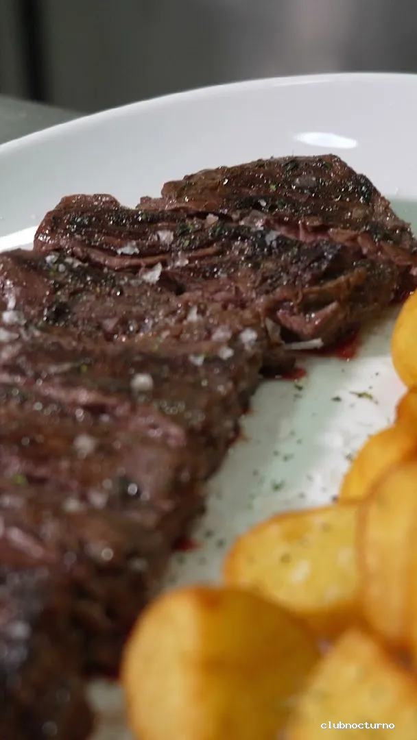 Mamajuana Restaurante Dominicano en Vallecas /RESTAURANTE DOMINICANO EN VALLECAS