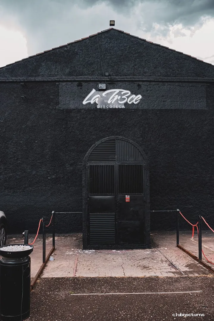 DISCOTECA LA TRECE