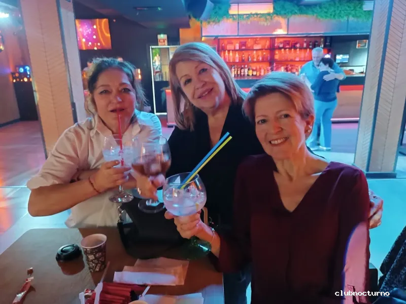 MOAI Moments & Drinks