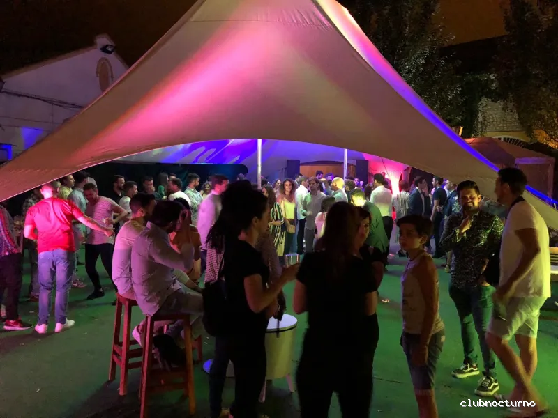 Terraza Bambú Verano