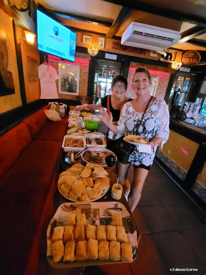 Britannia Inn - British Family Bar