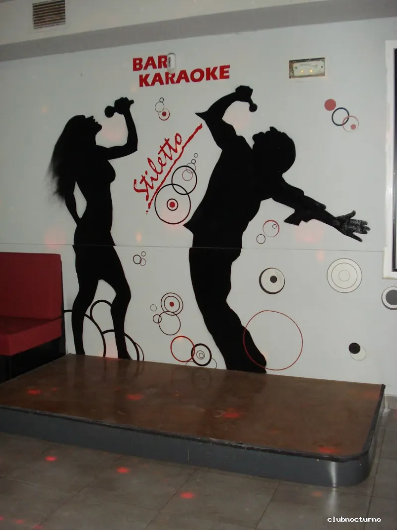 Local Stiletto La Elipa