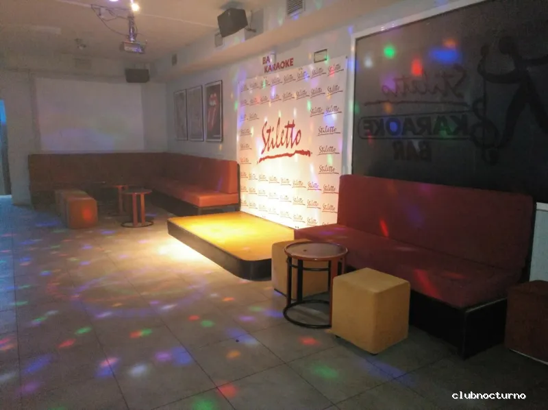 Local Stiletto La Elipa