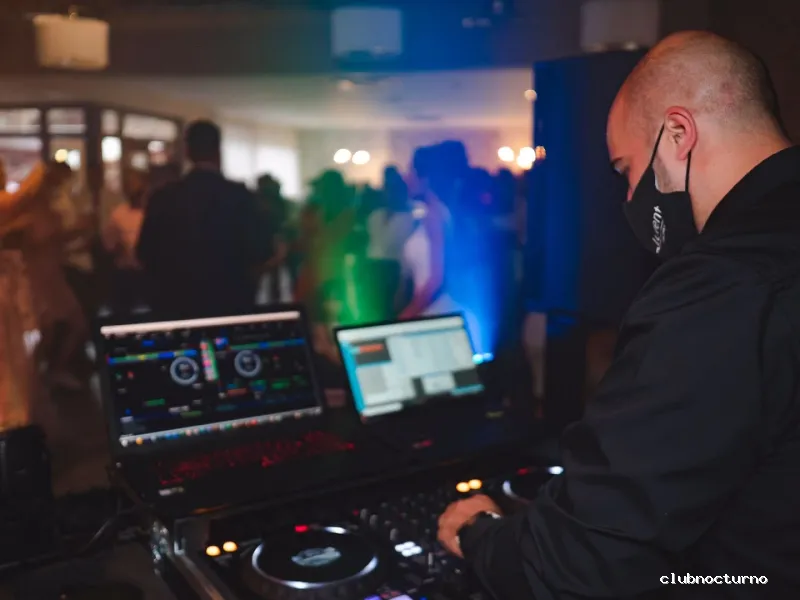 Luvent Discoteca Móvil y Eventos (by Jacobo Gómez)