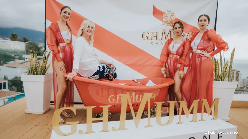 Vértigo Pool Club & Lounge