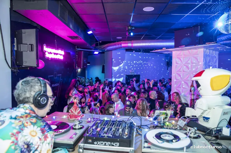 Wanda Night Club Pub
