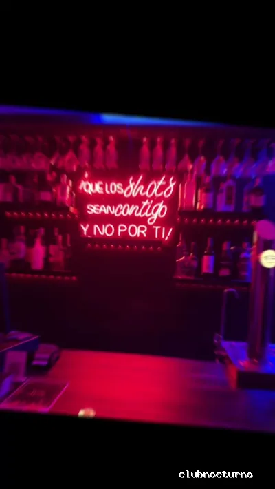 HOW HIGH pub & bar Madrid