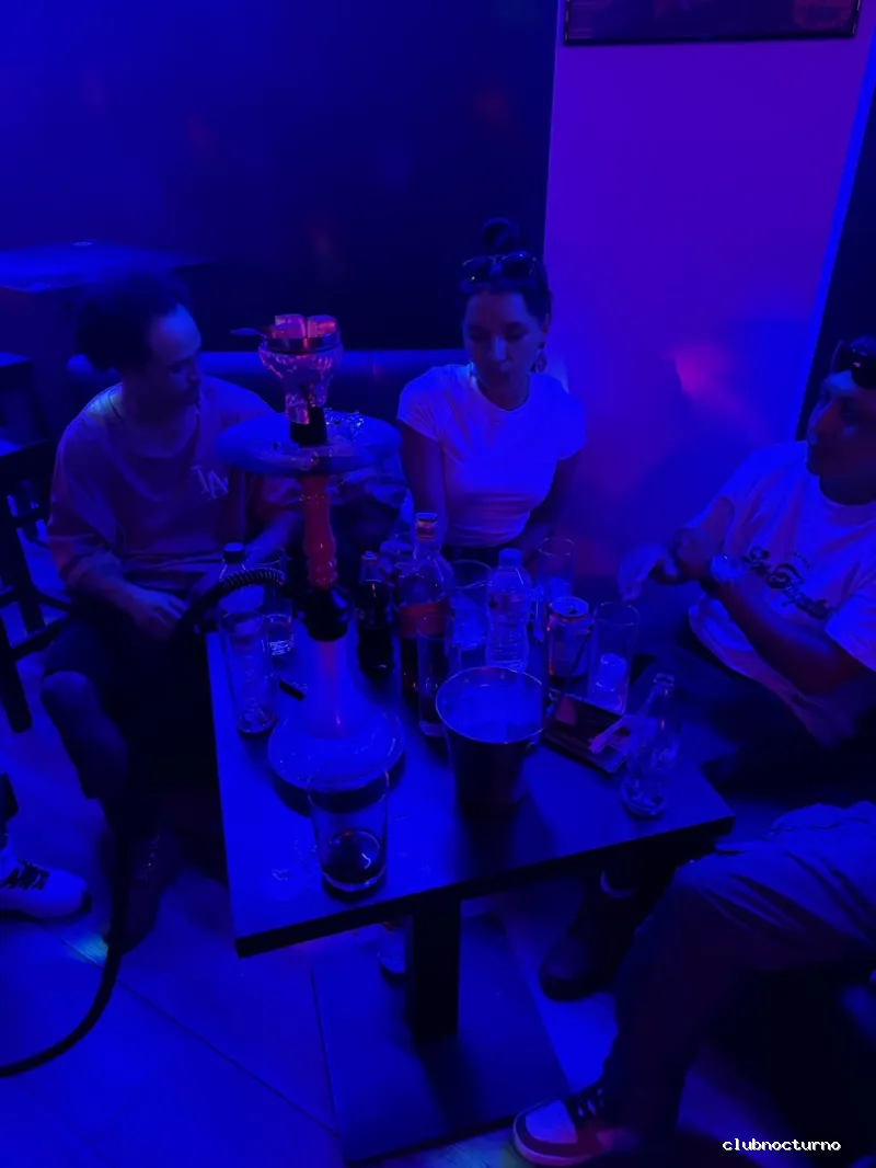 HOW HIGH pub & bar Madrid