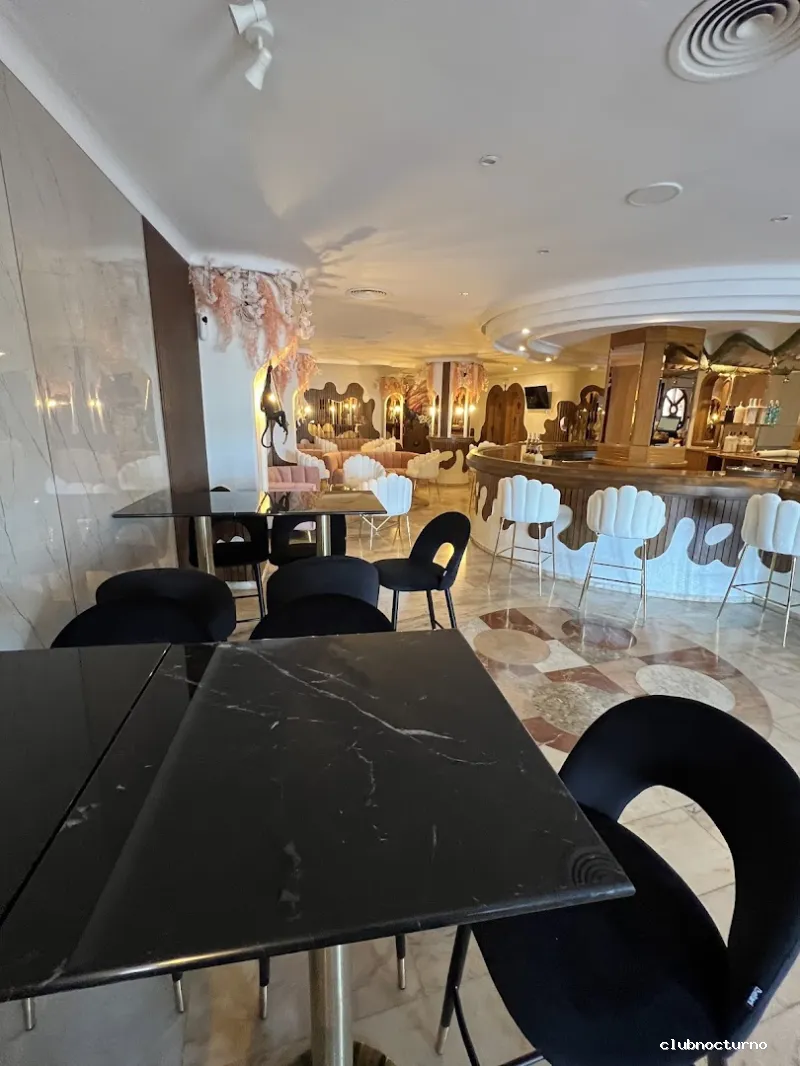 Bunga Bunga Shisha Lounge