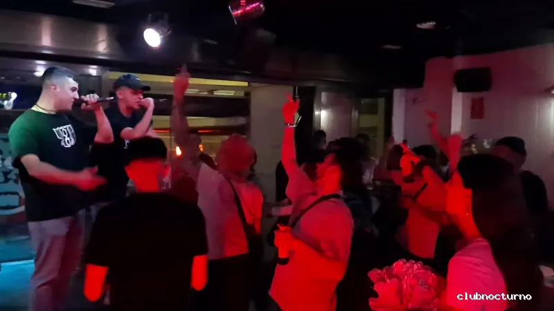 ERNESTO´S PUB VIEJA BANDA