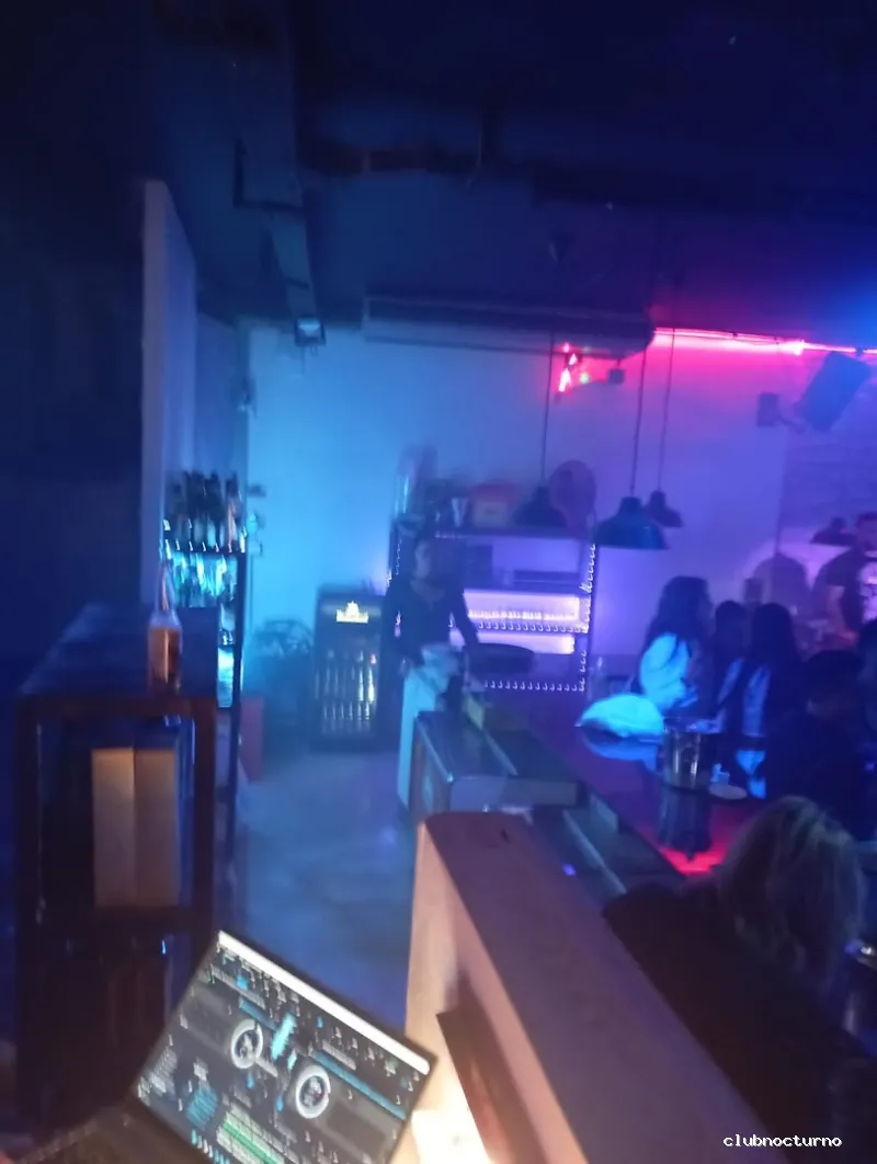 DISCOTECA LATINA LA BAHÍA