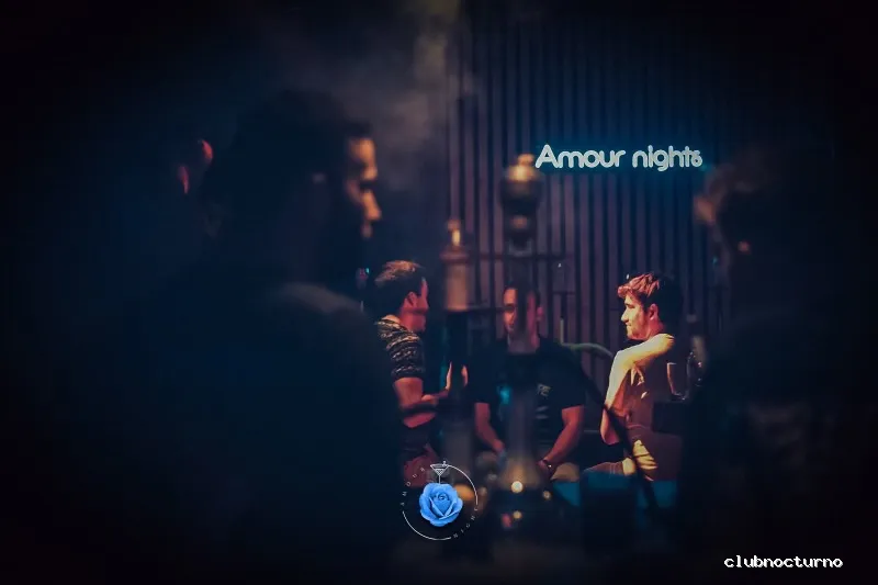 AMOUR NIGHT