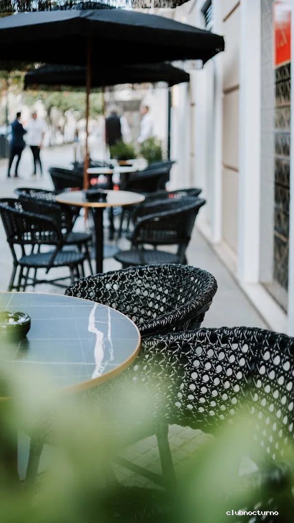 NU ~ Salón de Baile