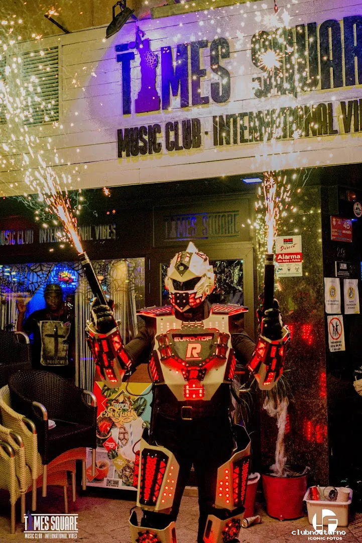 Times Square Music Club