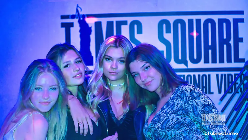 Times Square Music Club