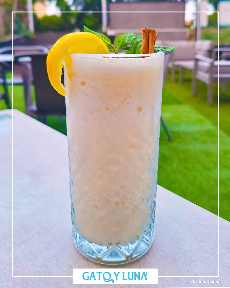 Gato y Luna - Secret Garden