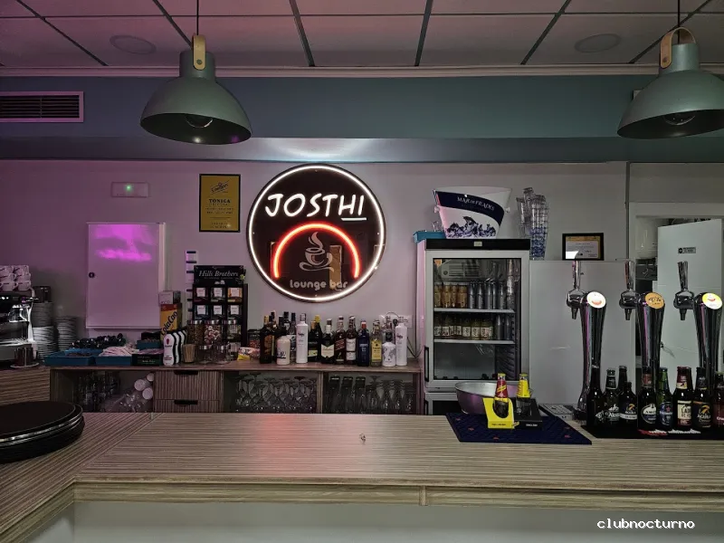 JosThi Lounge Bar