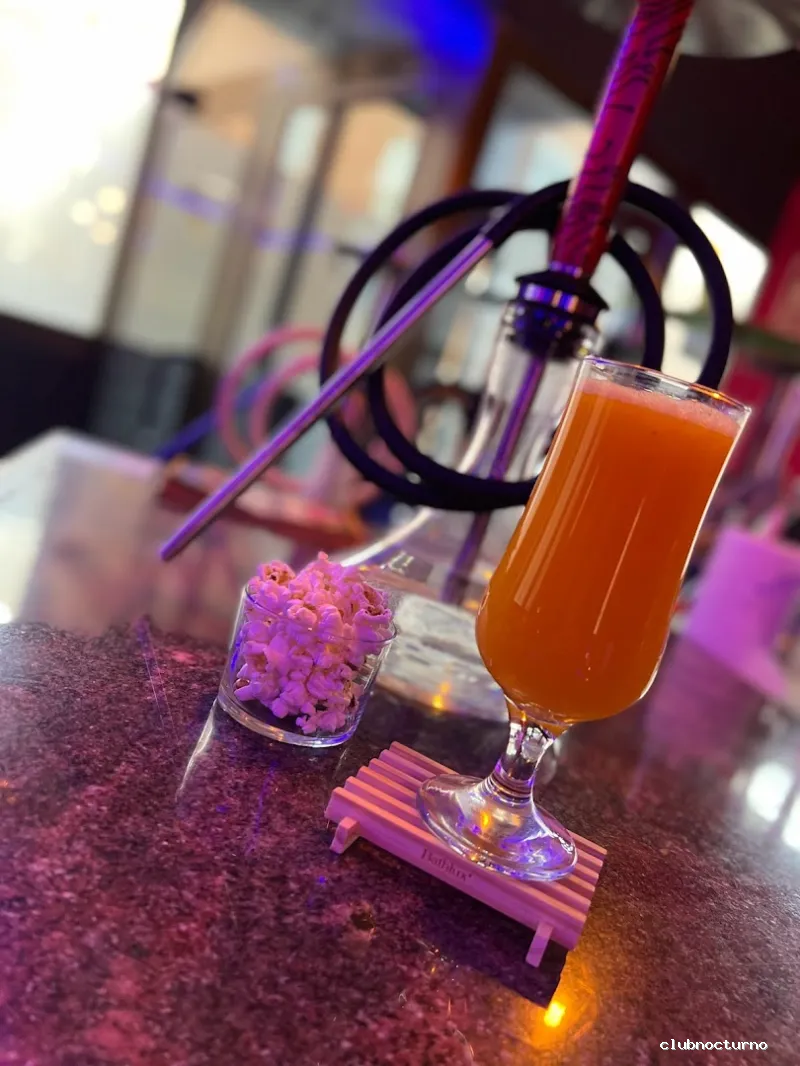 White Diamond Shisha Lounge