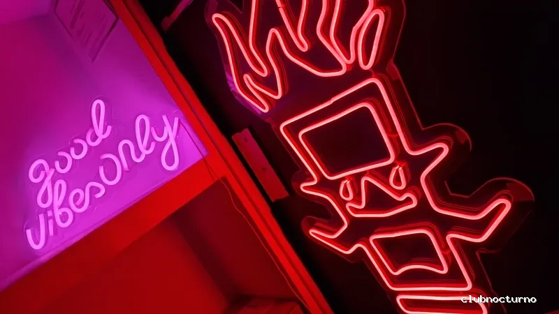 MR.CHUPITOS Chupitería & Cocktail lounge