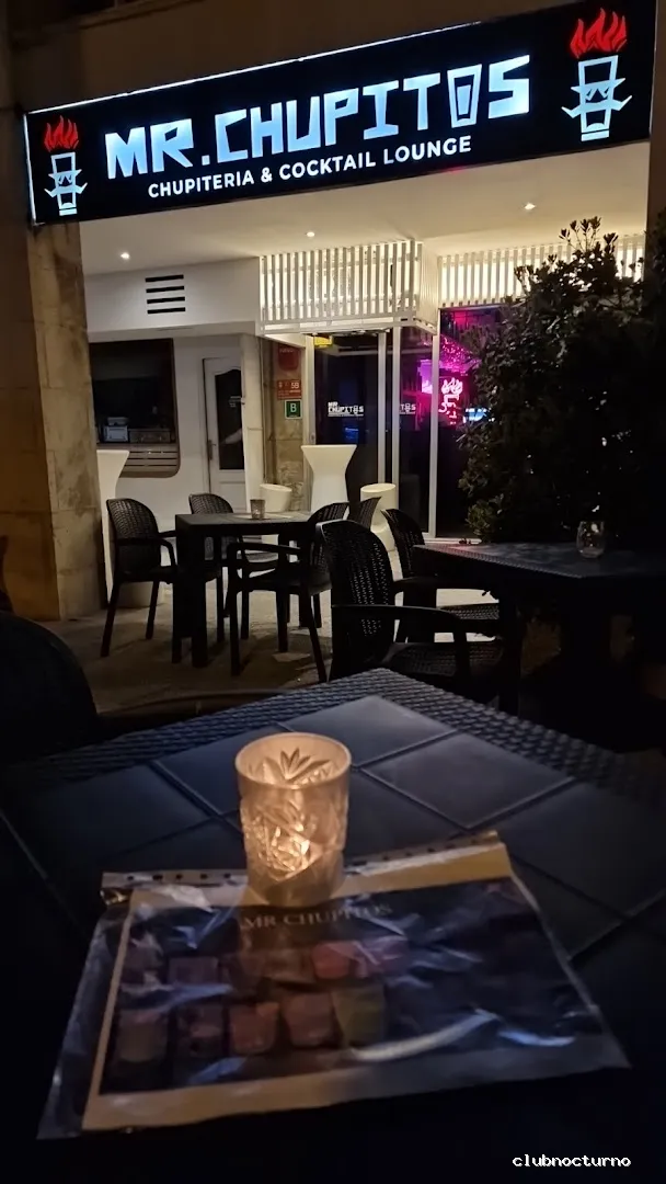 MR.CHUPITOS Chupitería & Cocktail lounge