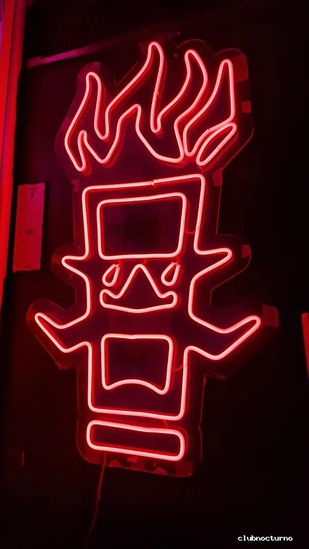 MR.CHUPITOS Chupitería & Cocktail lounge