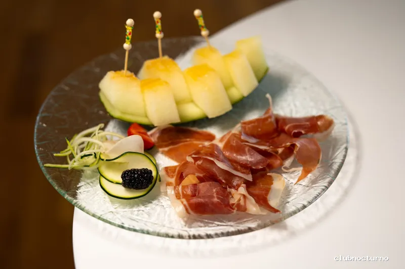 LA VIEW Restaurant | Lounge Bar