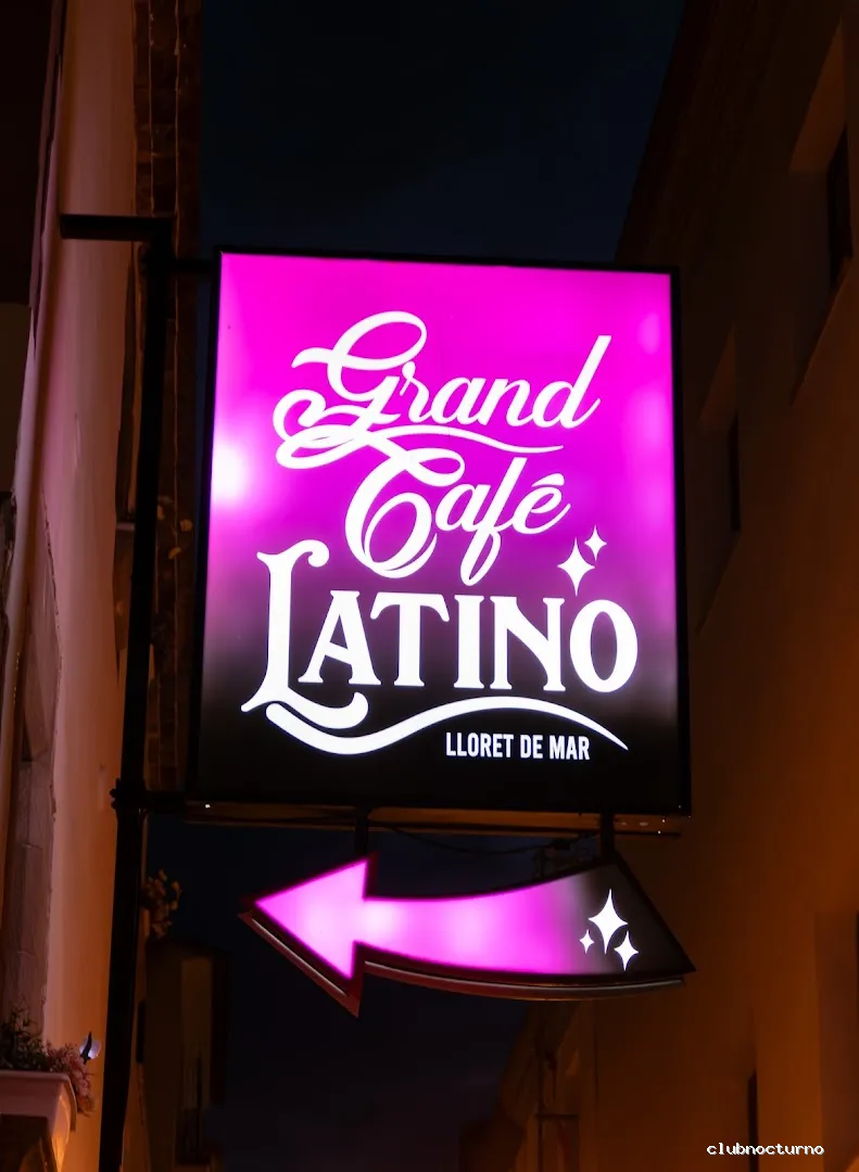 Grand Cafè Latino.
