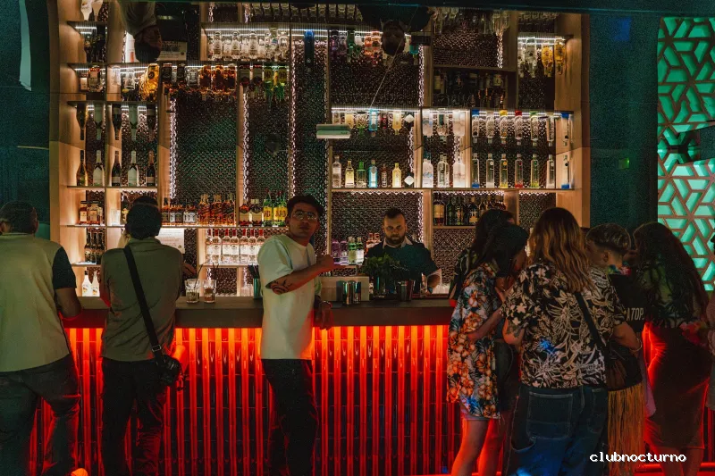 Mandalin Cocktail Bar | Lloret de Mar