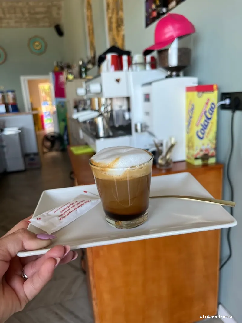 Pub The Butterfly Beach Club