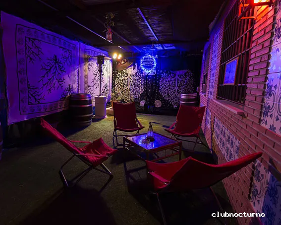 Capricho's swingers - Local liberal