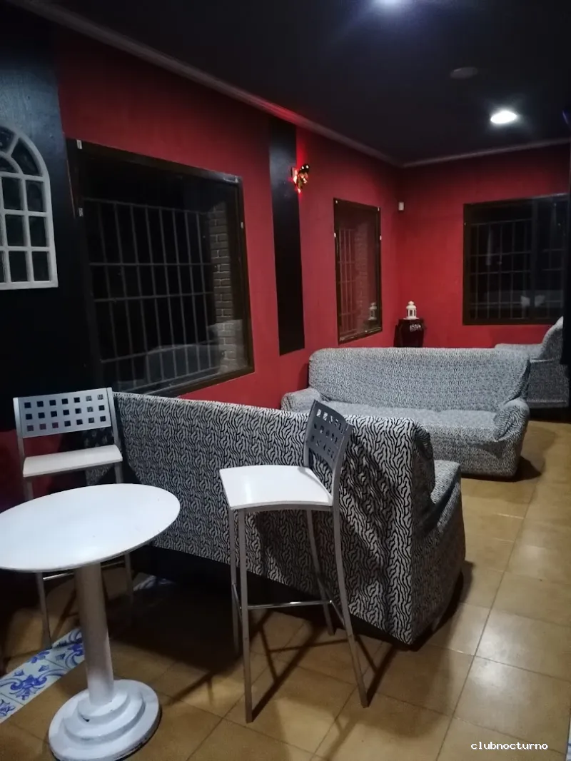 Capricho's swingers - Local liberal