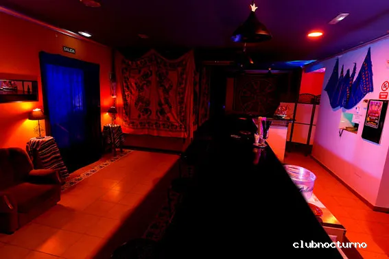 Capricho's swingers - Local liberal