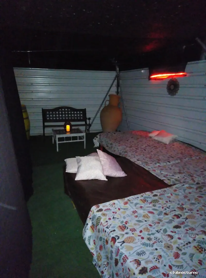 Capricho's swingers - Local liberal