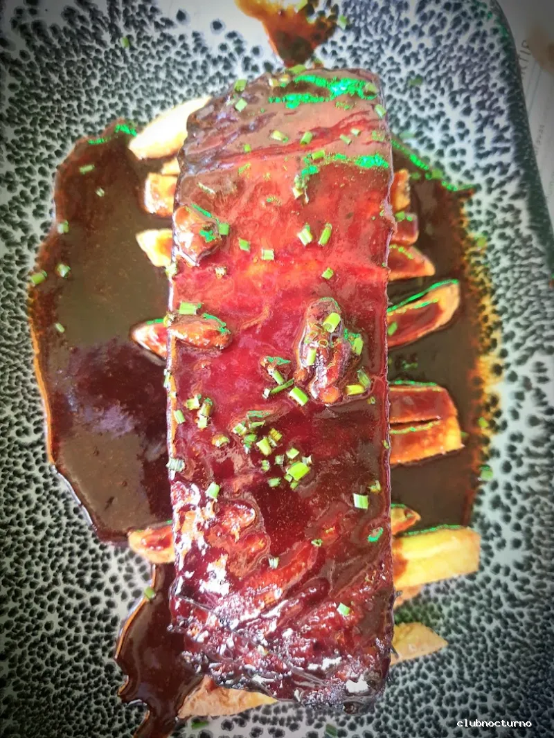 Lombok food + drinks + club