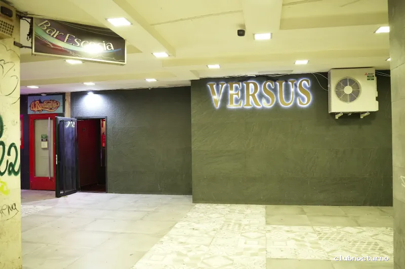Versus Bar